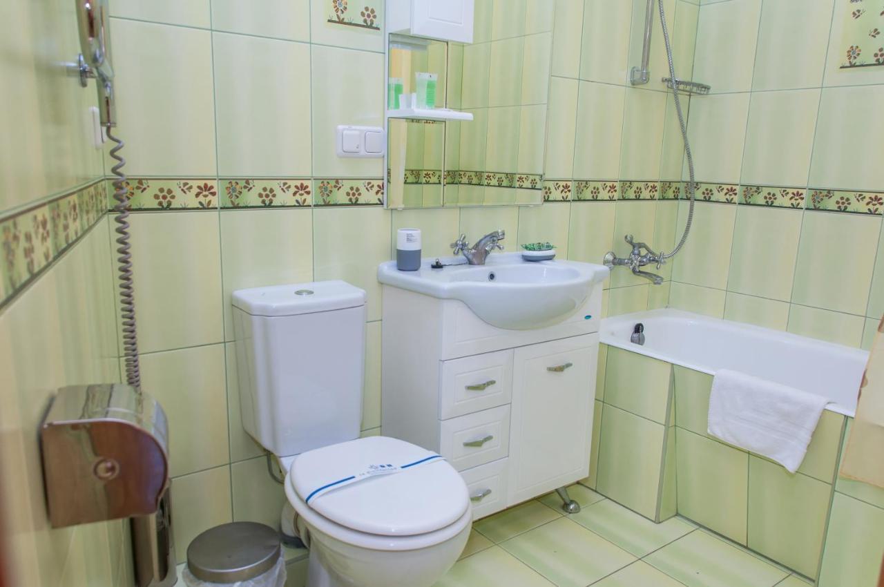 Sunflower B&B Киев Экстерьер фото