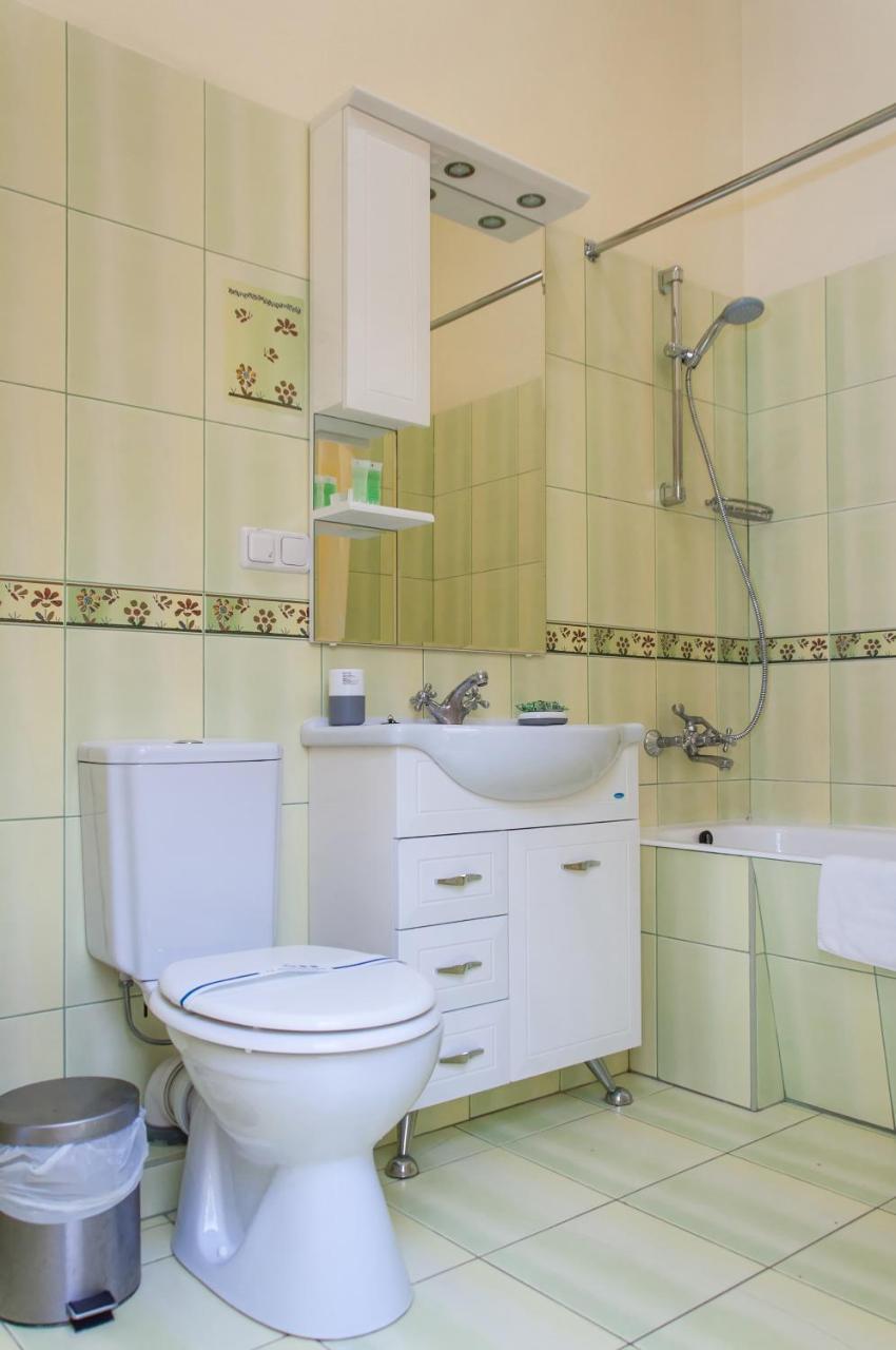 Sunflower B&B Киев Экстерьер фото